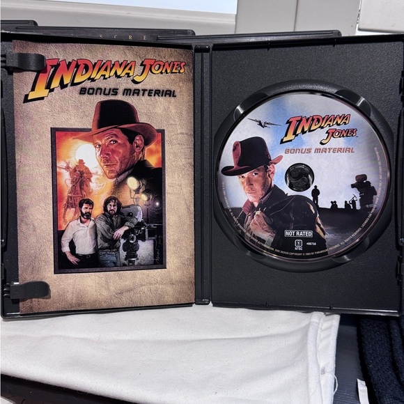 ✨HOST PICK✨ 🎬 Vintage Exciting 2000 Indiana Jones DVD Movie Complete Collection - Picture 9 of 15